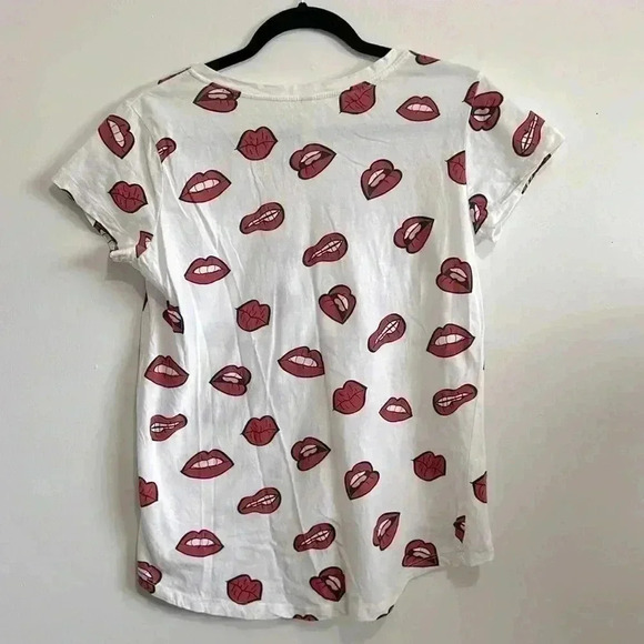Korea Style  White T- shirts with red rhinestones Lips size S - Picture 2 of 4